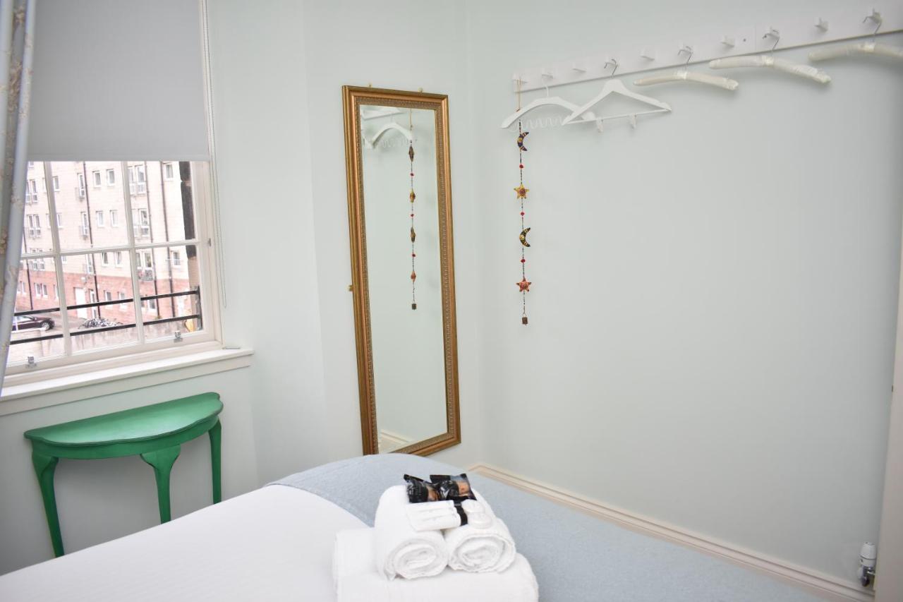 Bernard St - Bright And Spacious 1 Bed Apartment At The Shore! エディンバラ エクステリア 写真