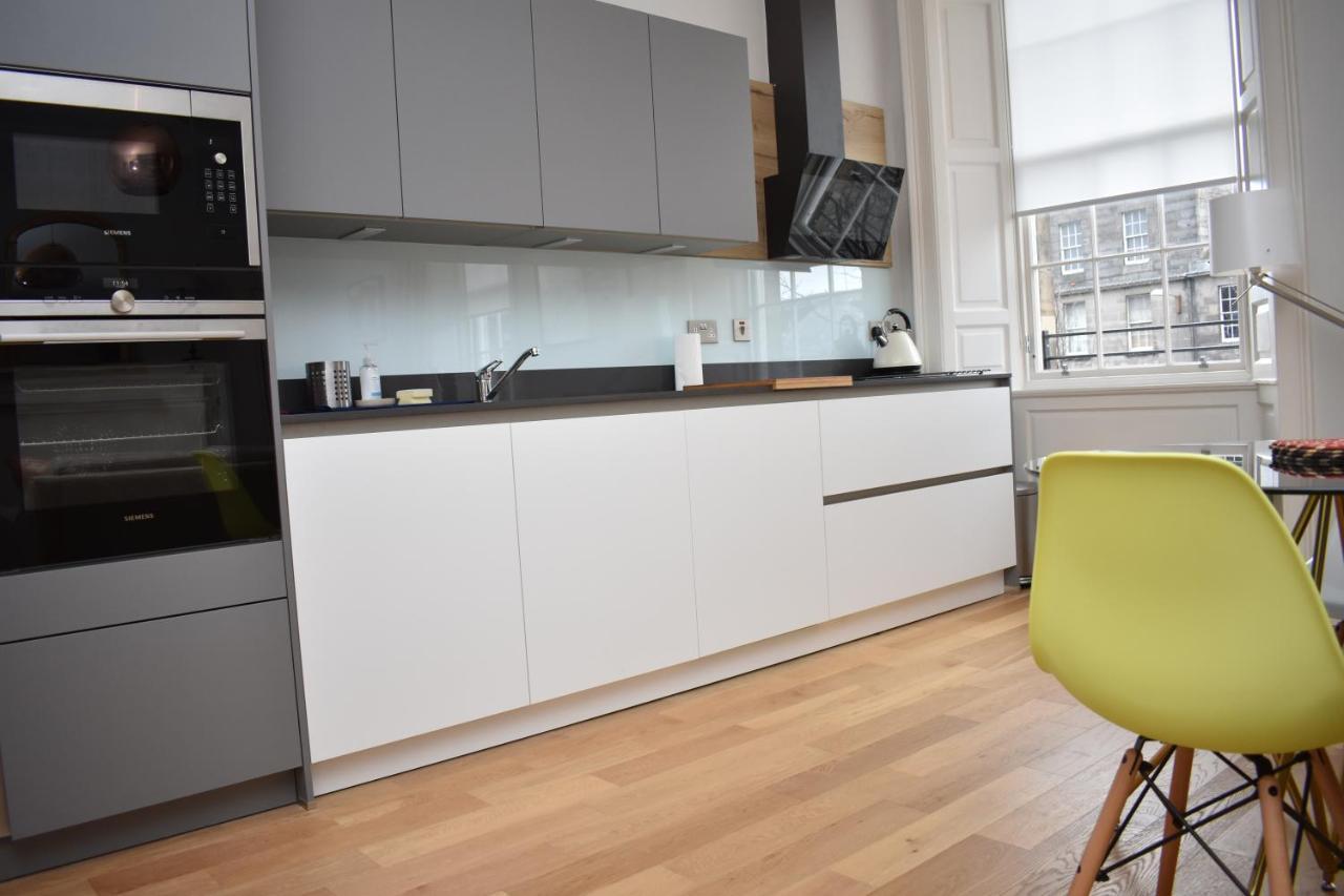 Bernard St - Bright And Spacious 1 Bed Apartment At The Shore! エディンバラ エクステリア 写真