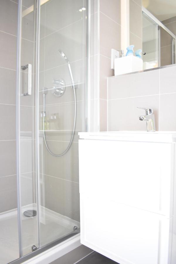 Bernard St - Bright And Spacious 1 Bed Apartment At The Shore! エディンバラ エクステリア 写真
